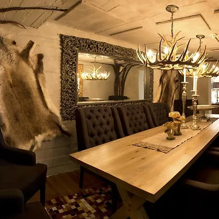 Hovde Gard Hotell 4*