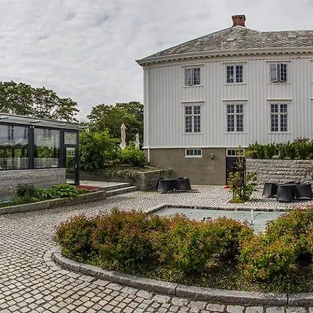 Hovde Gård 4*