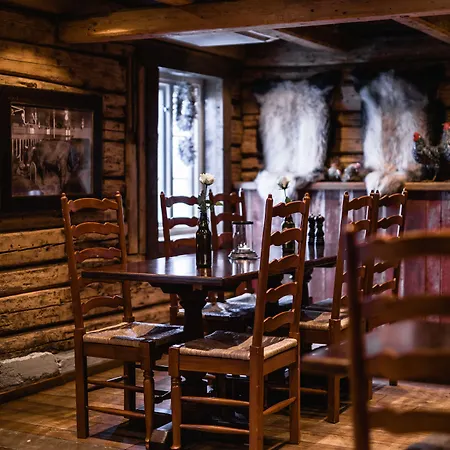 Hotel Hovde Gard 4*