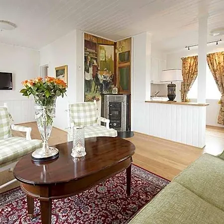 Hotell Hovde Gard 4*